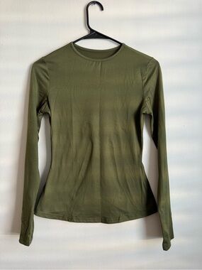 Women's Olive Green Long Sleeve Crewneck Tee